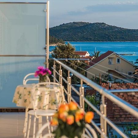 Apartmani Aria Rogoznica  Kültér fotó
