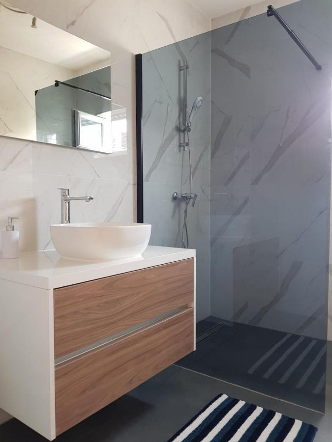 Apartmani Aria Rogoznica  Kültér fotó
